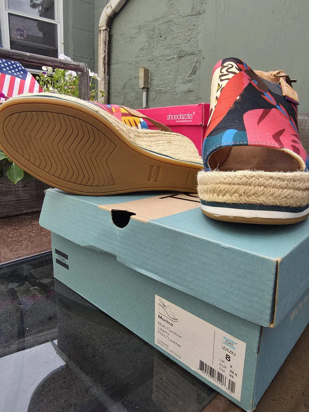 TOMS Multicolor Floral Print Espadrille Wedge Sandals with Tan Ankle Strap - Picture 2 of 3